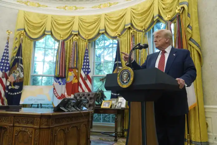 Tổng thống Trump đề xuất giảm thuế quan Trung Quốc xuống 80% trước thềm đàm phán thương mại